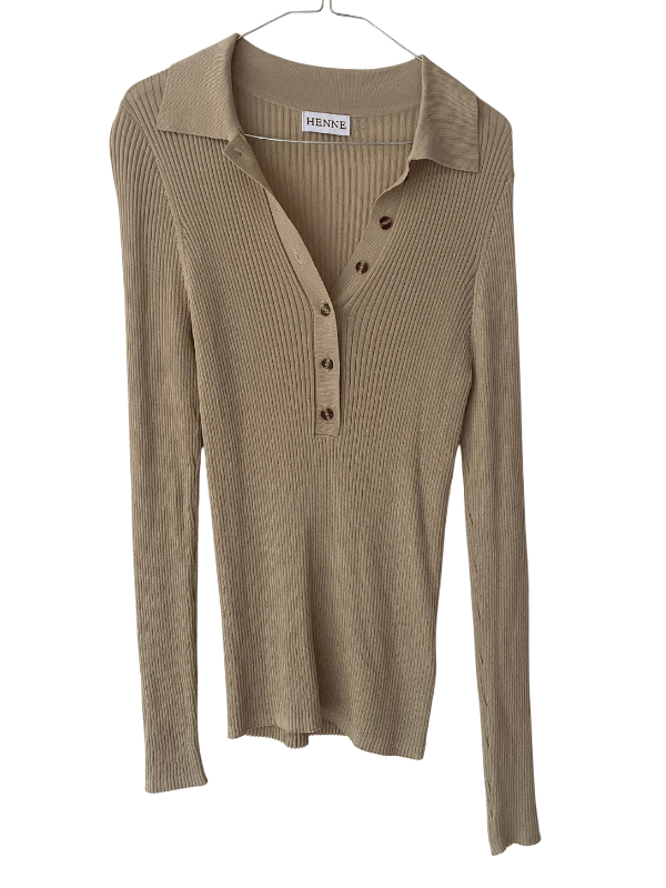 Henne Ribbed Knit Collared Top (Beige)