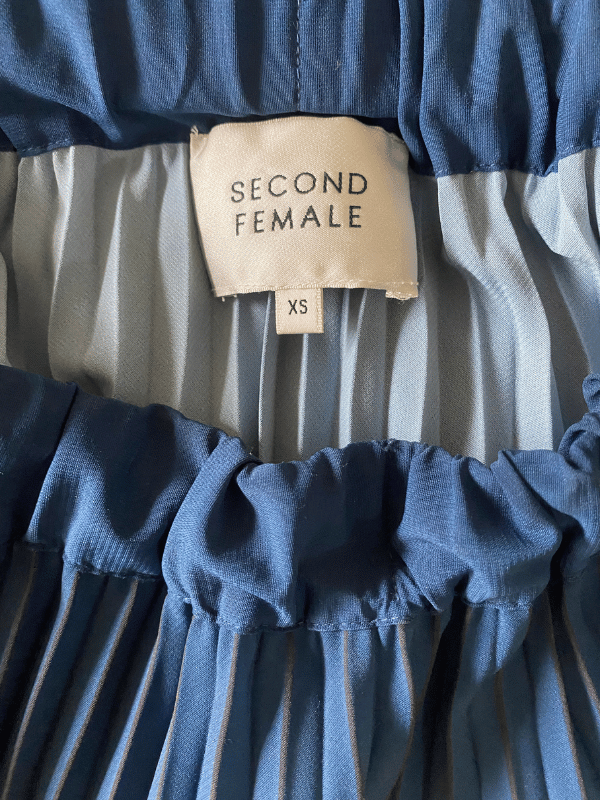 Second Female Ombre Pleated Midi Skirt