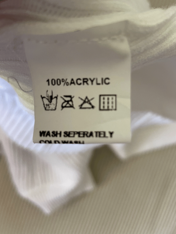 Entre Amis Ribbed White Knit Top